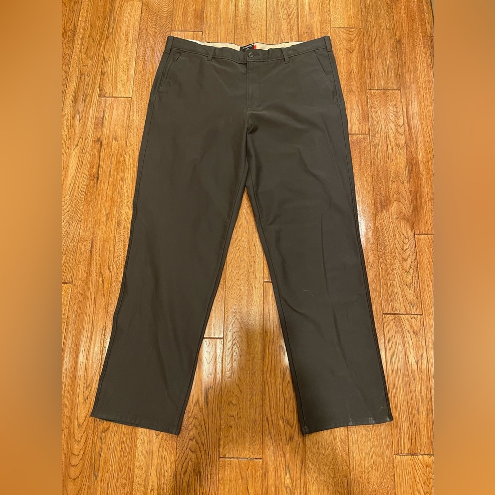 NWT Mens Comfort Knit Chino Straight Fit Dockers